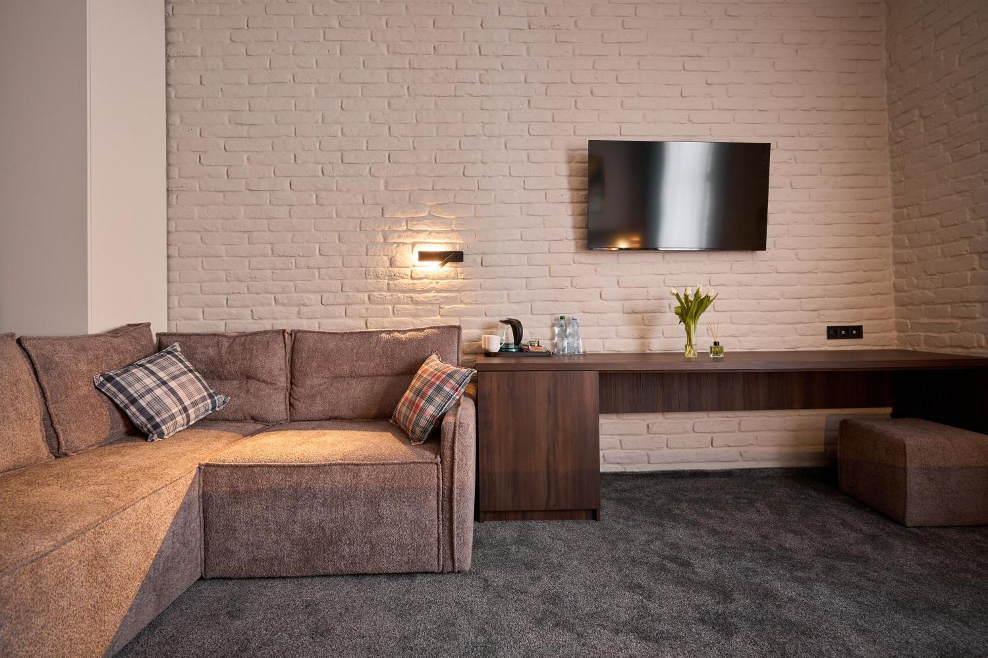 Fimka Apart Hotel Ivano-Frankivsk Extérieur photo